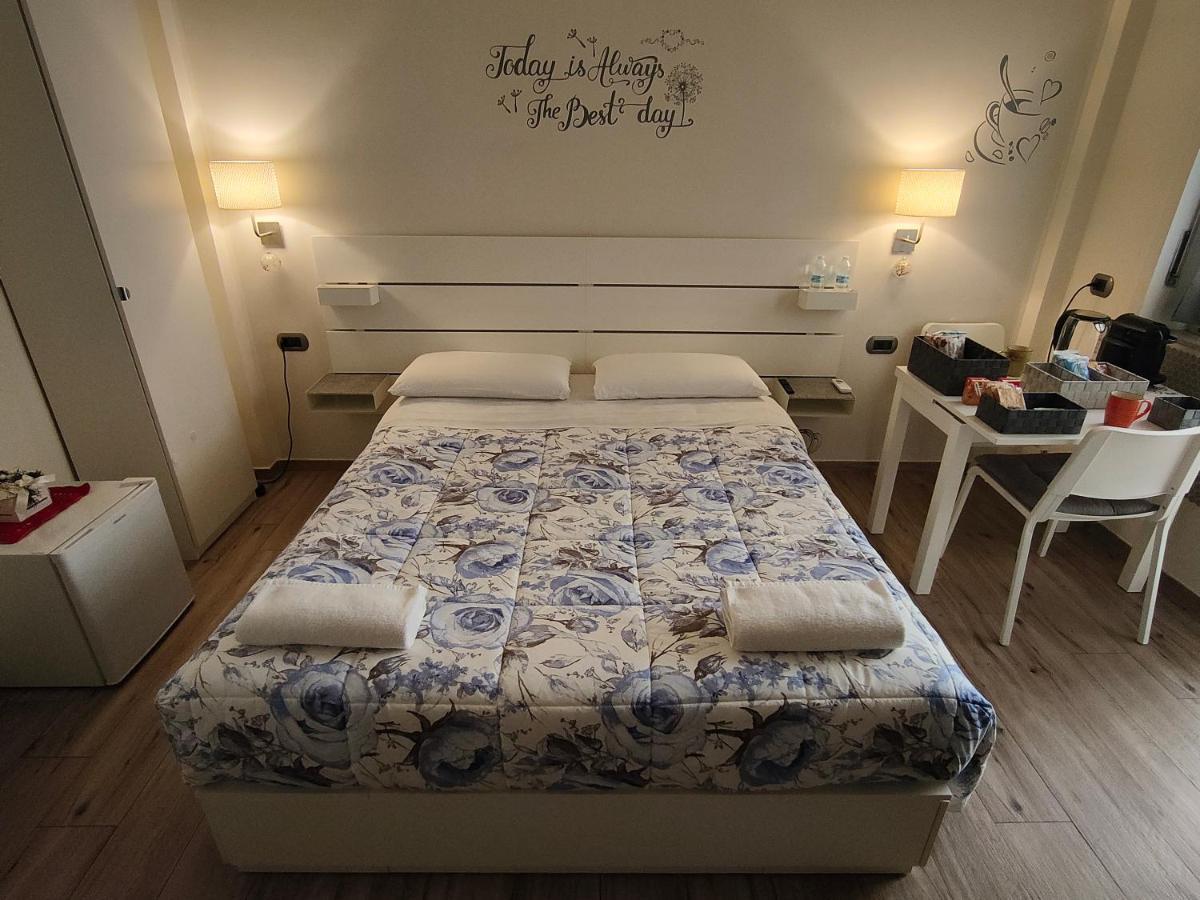 Blue Rose Private Room Salerno Eksteriør bilde